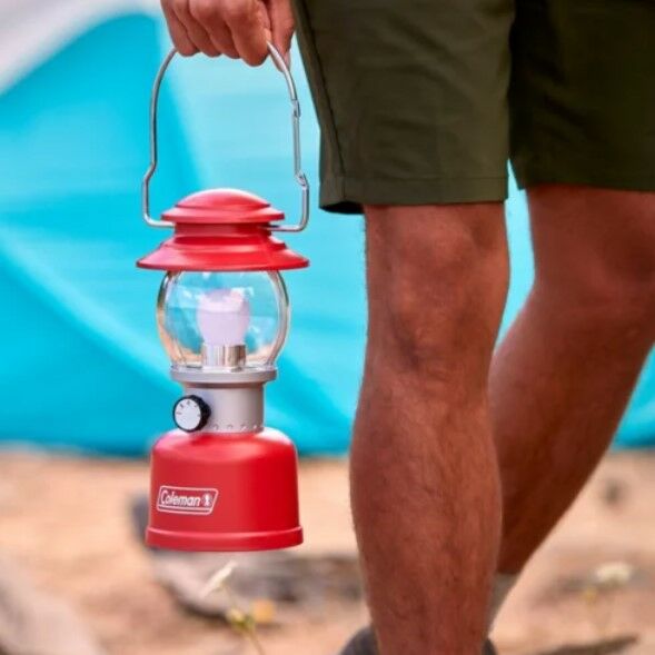 Coleman Classic 500 Lumens LED Lantern in Red