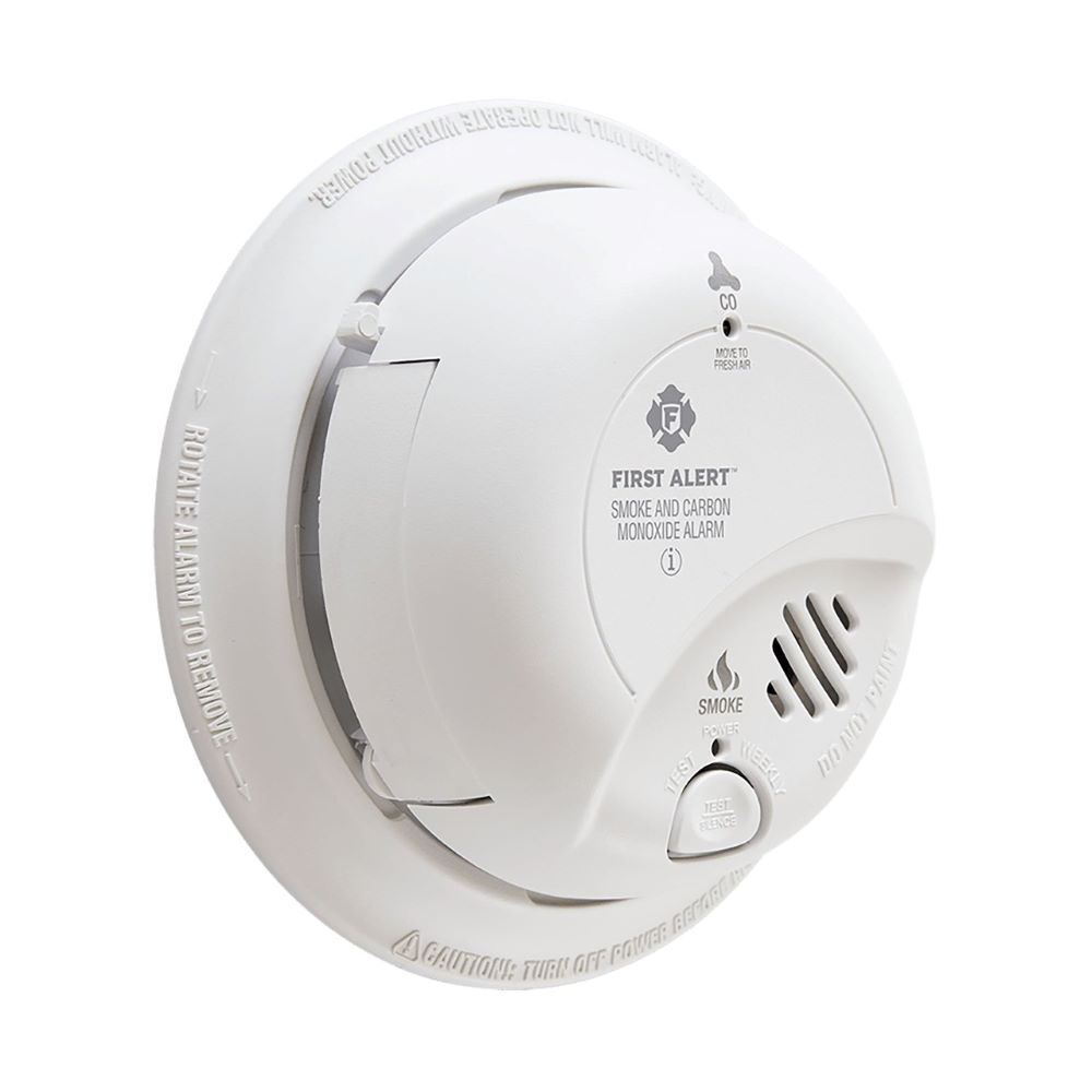 First Alert Battery-Operater Combination Smoke and Carbon Monoxide Alarm