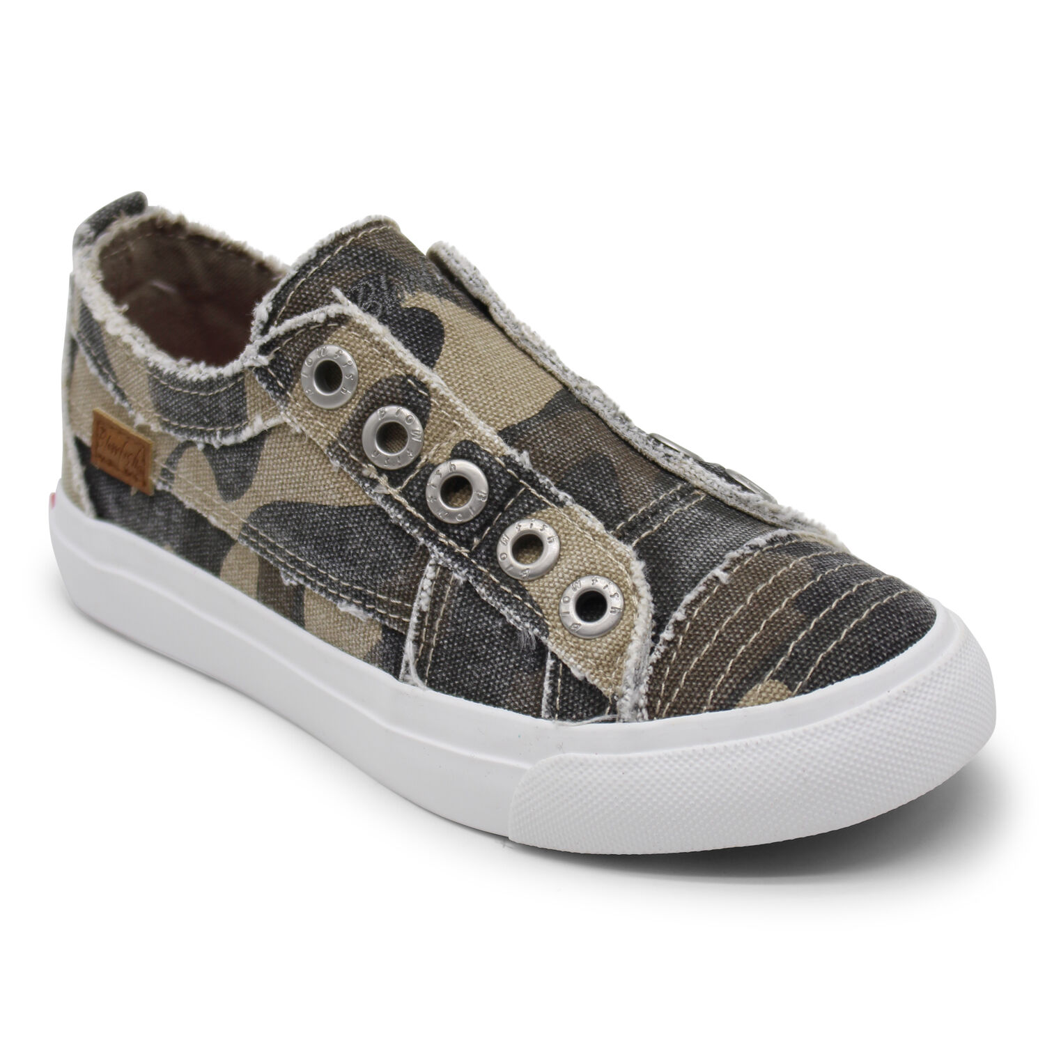 Blowfish Women's Play Sneaker in Natural Camo