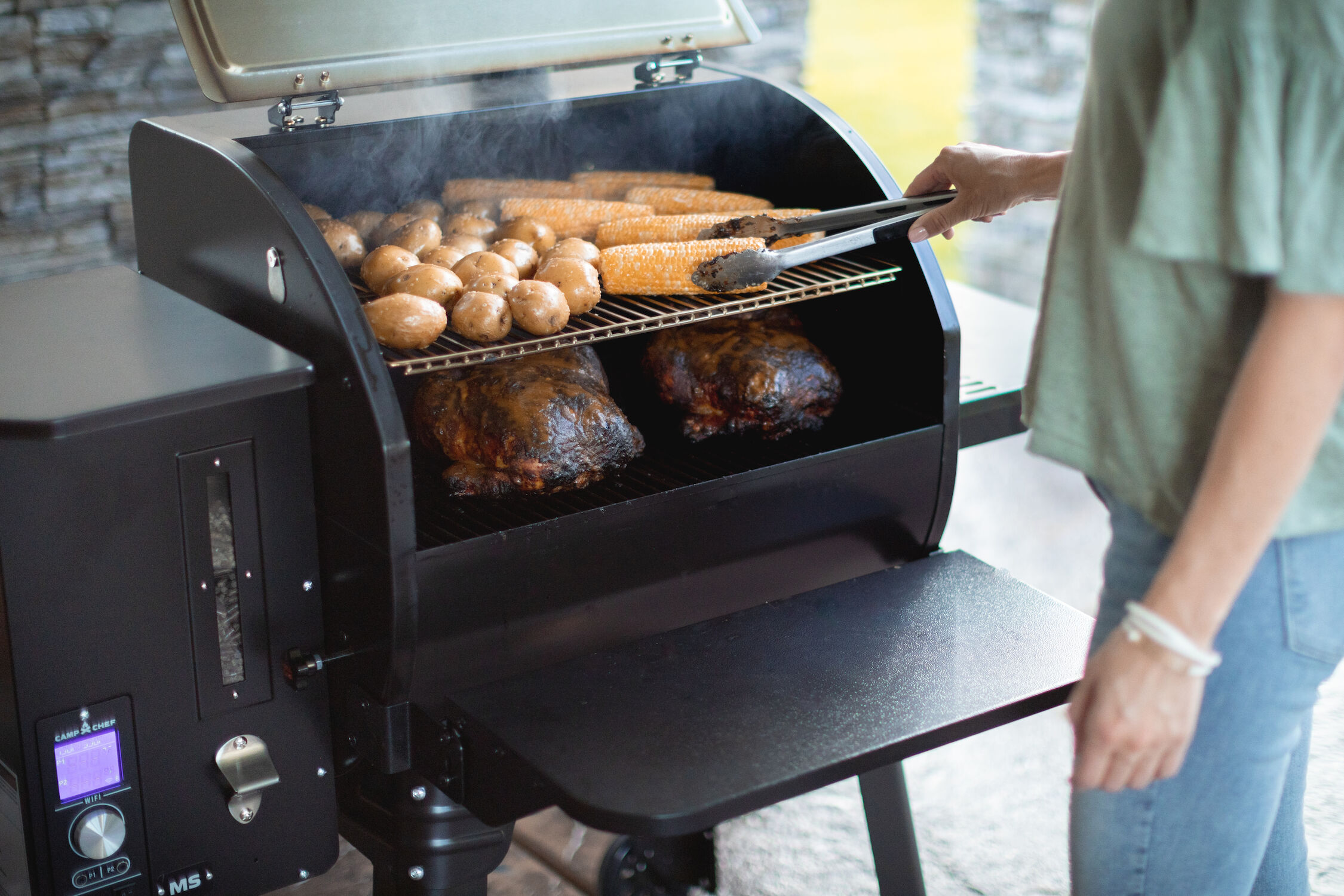 24-In Pellet Grill in Stainless Steel