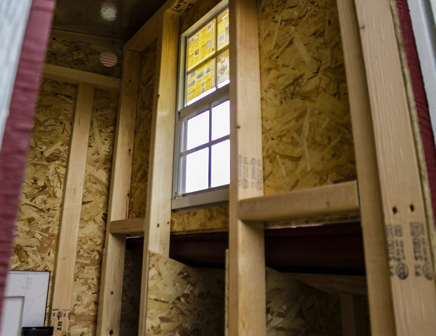 OverEZ Medium Chicken Coop in Red