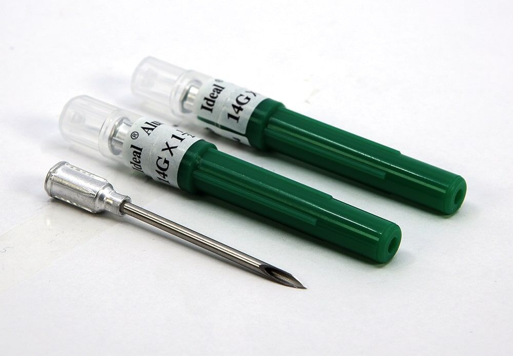 Ideal Aluminum Hub Needle, 14G X 1.5-In, 100-Box