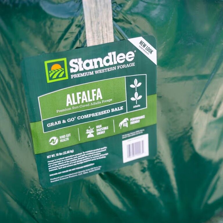 Standlee Premium Western Forage Alfalfa Grab & Go Compressed Hay Bale, 50-Lb