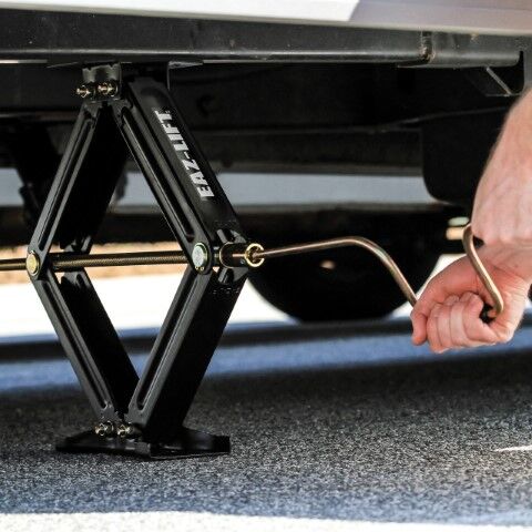 Camco Eaz-Lift 7500-Lb Trailer Scissor Jack Set, 24-In