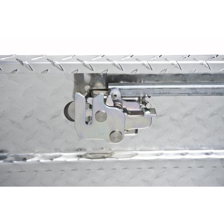 Delta Single Lid Fullsize Crossover Truck Box - 51 lb