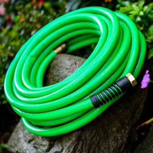 Swan WeatherFLEX Hose, 300 PSI, 5/8-In x 100-Ft