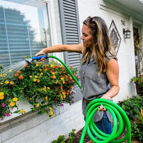 Swan WeatherFLEX Hose, 300 PSI, 5/8-In x 100-Ft