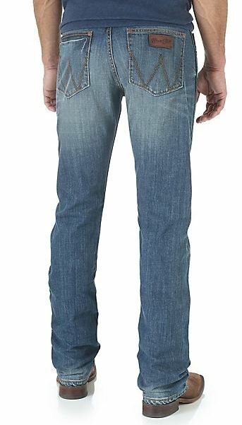 Wrangler Men's Retro Slim Fit Straight Leg Jean