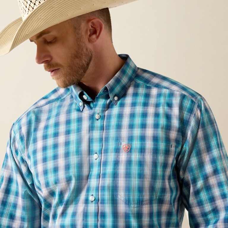 Ariat Men's Desert Nova Pro Series James Classic Long Sleeve Shirt