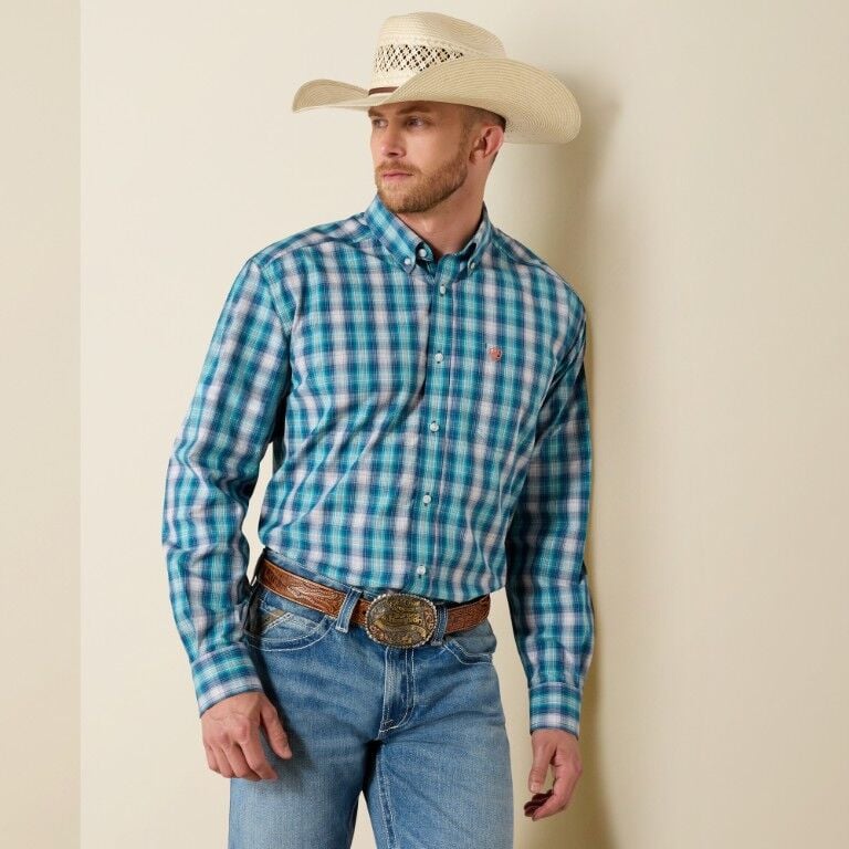 Ariat Men's Desert Nova Pro Series James Classic Long Sleeve Shirt