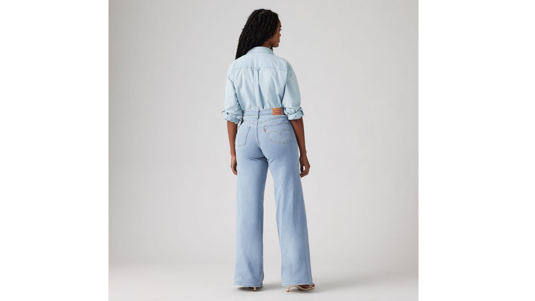 Levi's Women's 318 Shaping Wide Leg Jeans