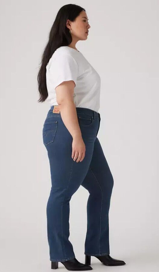 Levi's Women's Classic Straight Plus Size Jeans