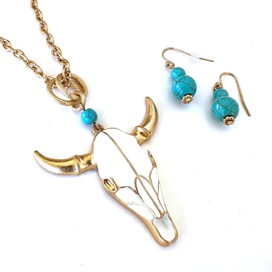 Wyo-Horse Women's White Enamel Steer Skull Necklace & Earring Set