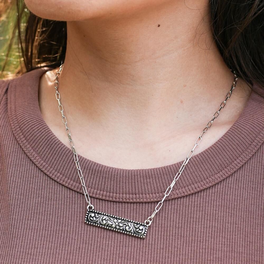 Wyo-Horse Women's Tooled Western Bar Necklace