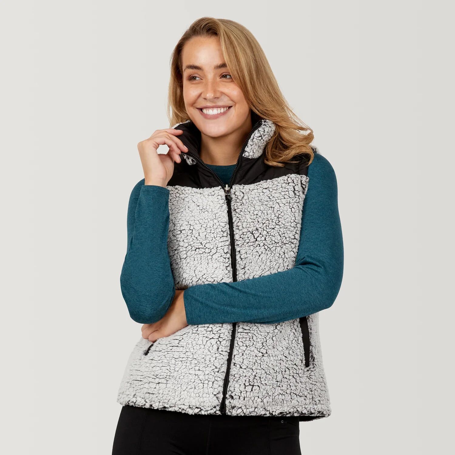 Free Country Women's Expedition Stratus Lite Reversible Vest in Camel