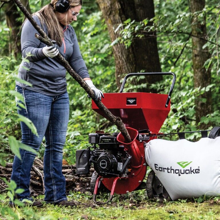 Earthquake K32 Chipper Shredder With 212Cc Viper Engine