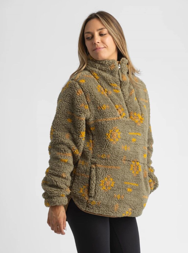 Liv Outdoor Women's Ainsley Plush Sherpa Pullover