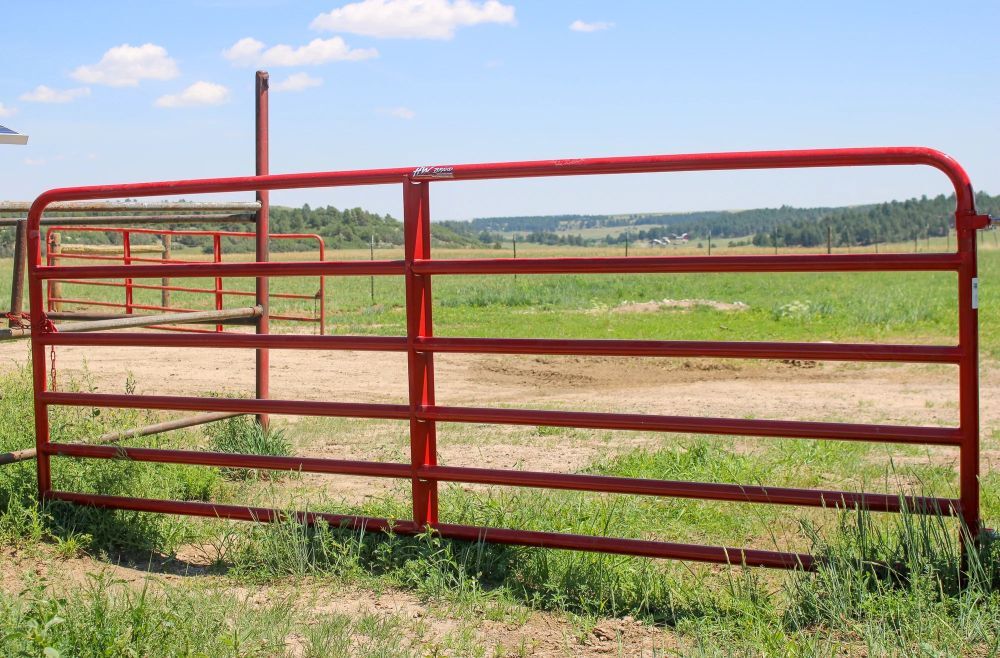 Hutchinson Inc. CG650 6-Rail 2-In Tube Green Livestock Gate, 50-In x 14-Ft