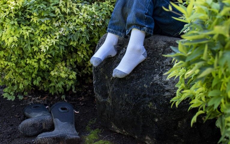 Noble Outfitters Youth Performance Crew Sock 6-Pk in White