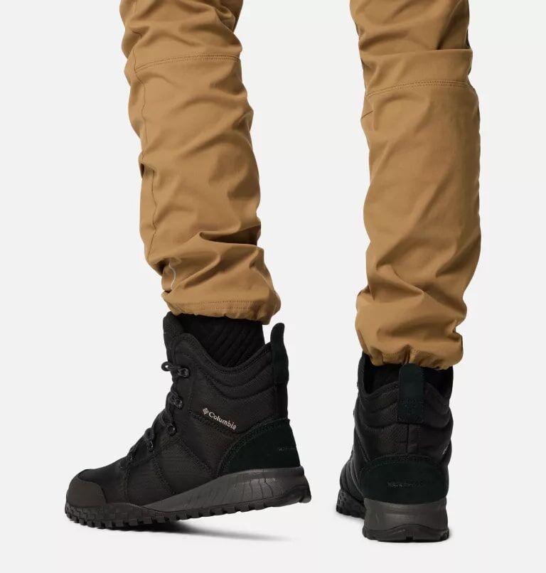 Columbia Men's Fairbanks Omni-Heat Boot in Black