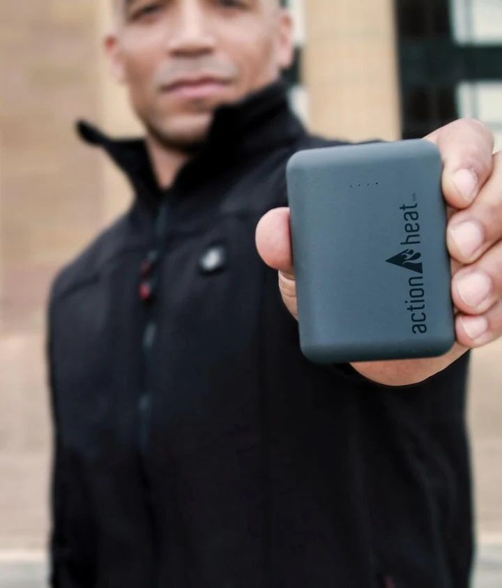 ActionHeat 5-Volt Extended Life 9300-mAh Power Bank Kit