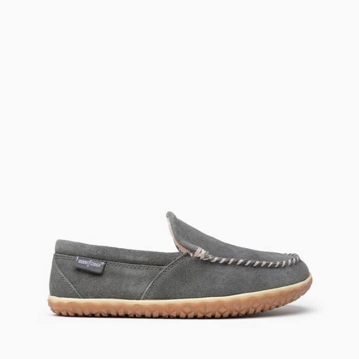 Minnetonka Men's Tilden Slipper in Grey