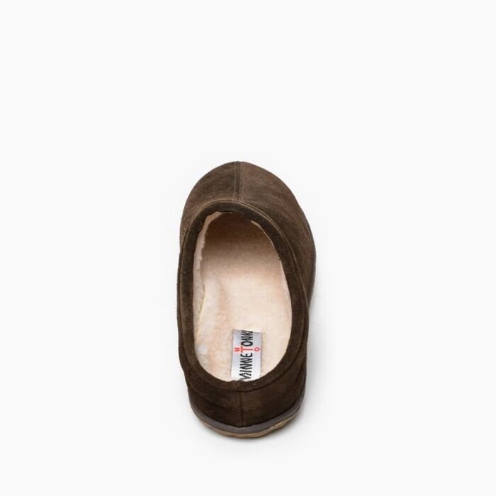 Minnetonka Men's Taylor Slipper in Chocolate