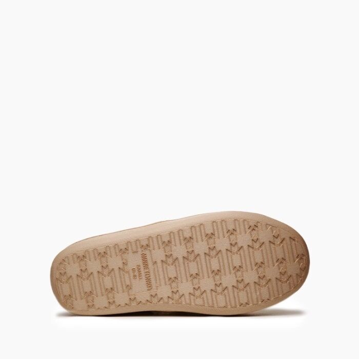 Minnetonka Women's Dina Slipper in Cream Multi