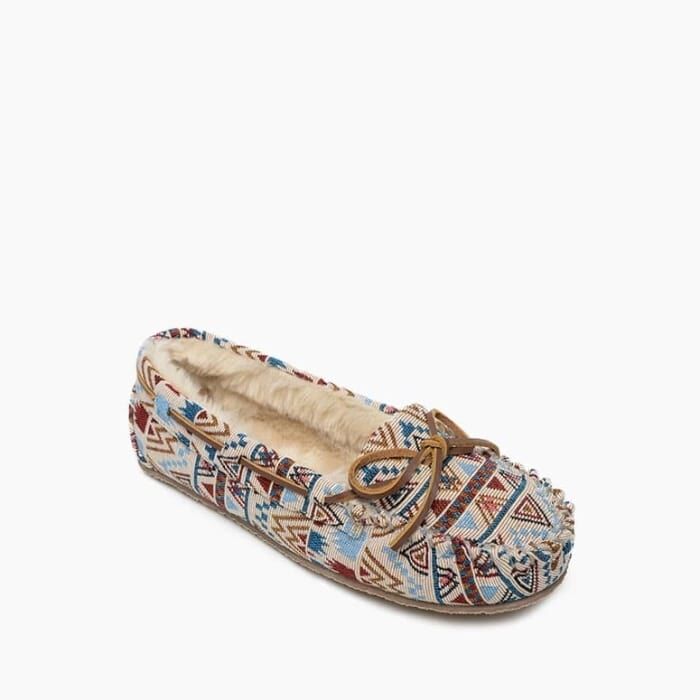 Minnetonka Women's Cally Slipper in Cream Mosaic