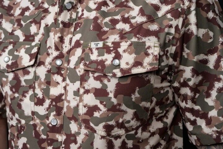 Ferrell Men's Camo Lite Short Sleeve Snap Shirt