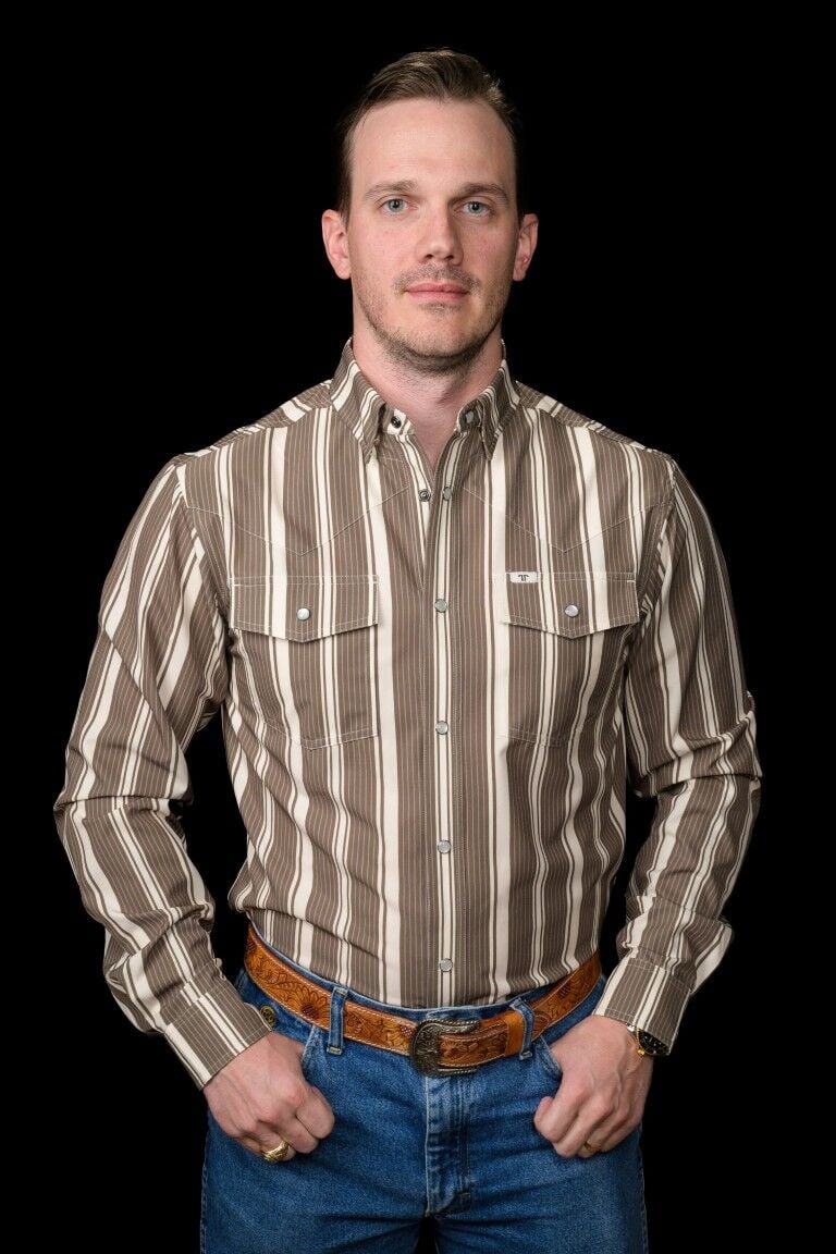 Ferrell Men's The Atlas Long Sleeve Snap Shirt