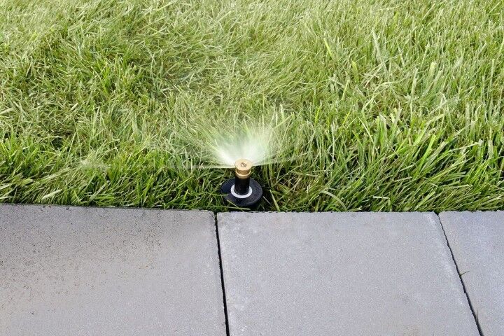 Orbit Pro Pressure-Regulating 4-In Pop-Up 360° Pattern Brass Spray Head Sprinkler, 15-Ft