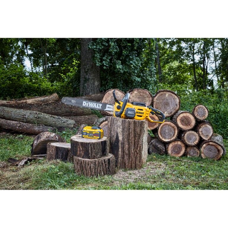 DEWALT 60-V MAX Brushless Battery Powered Chainsaw Kit, 20-In