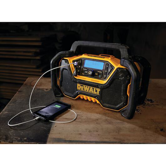 DEWALT 12-V Max/ 20-V Max Cordless/Corded Jobsite Bluetooth Radio (Tool Only)