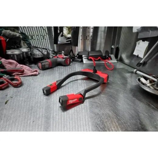 Milwaukee RedLithium USB Rechargeable Neck Light, 400-Lm