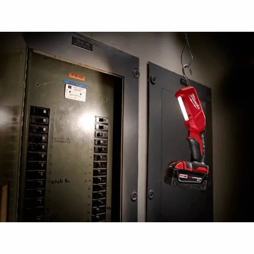 Milwaukee M18 Stick Light, 300-Lm (Tool Only)