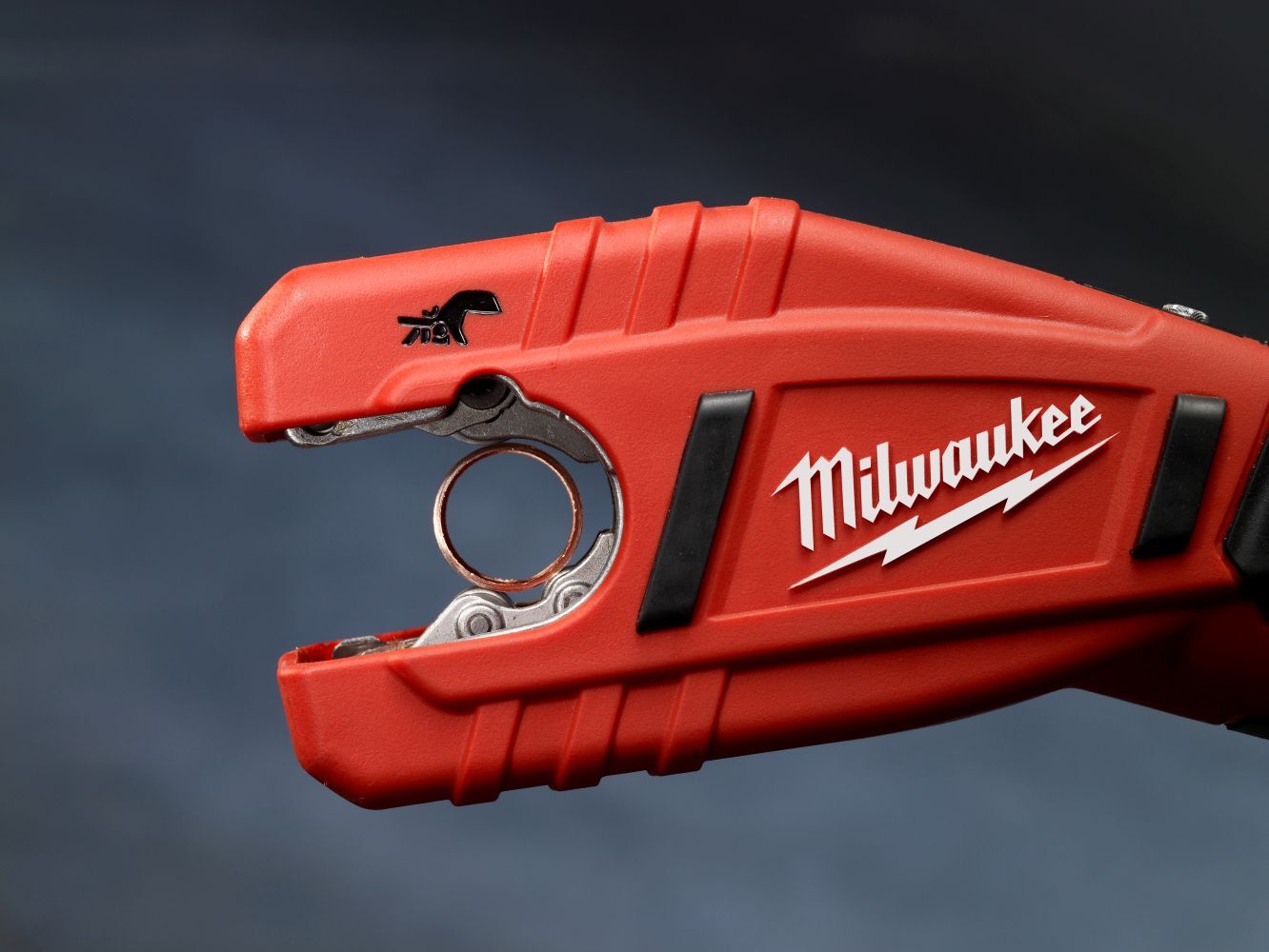 Milwaukee M12 Copper Tubing Cutter, 1 1/8-In (Tool Only)