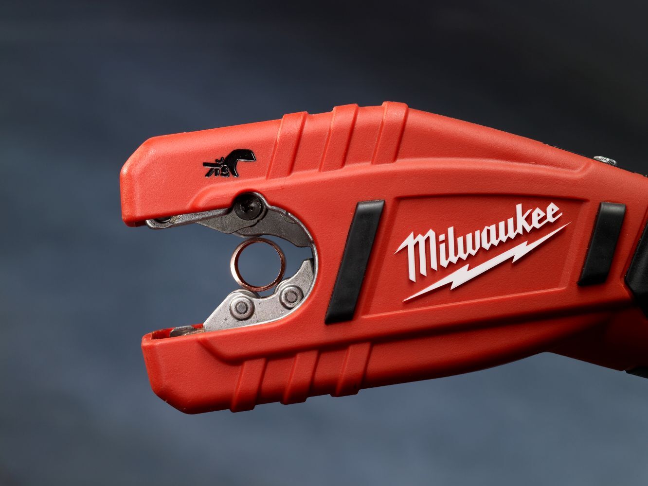 Milwaukee M12 Copper Tubing Cutter, 1 1/8-In (Tool Only)