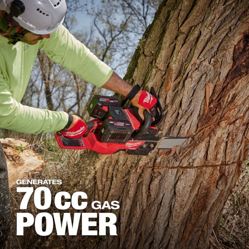Milwaukee M18 FUEL 20-In Dual Battery Chainsaw Kit