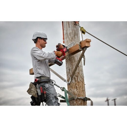 M18 FUEL HATCHET 8PRUNING SAW BT