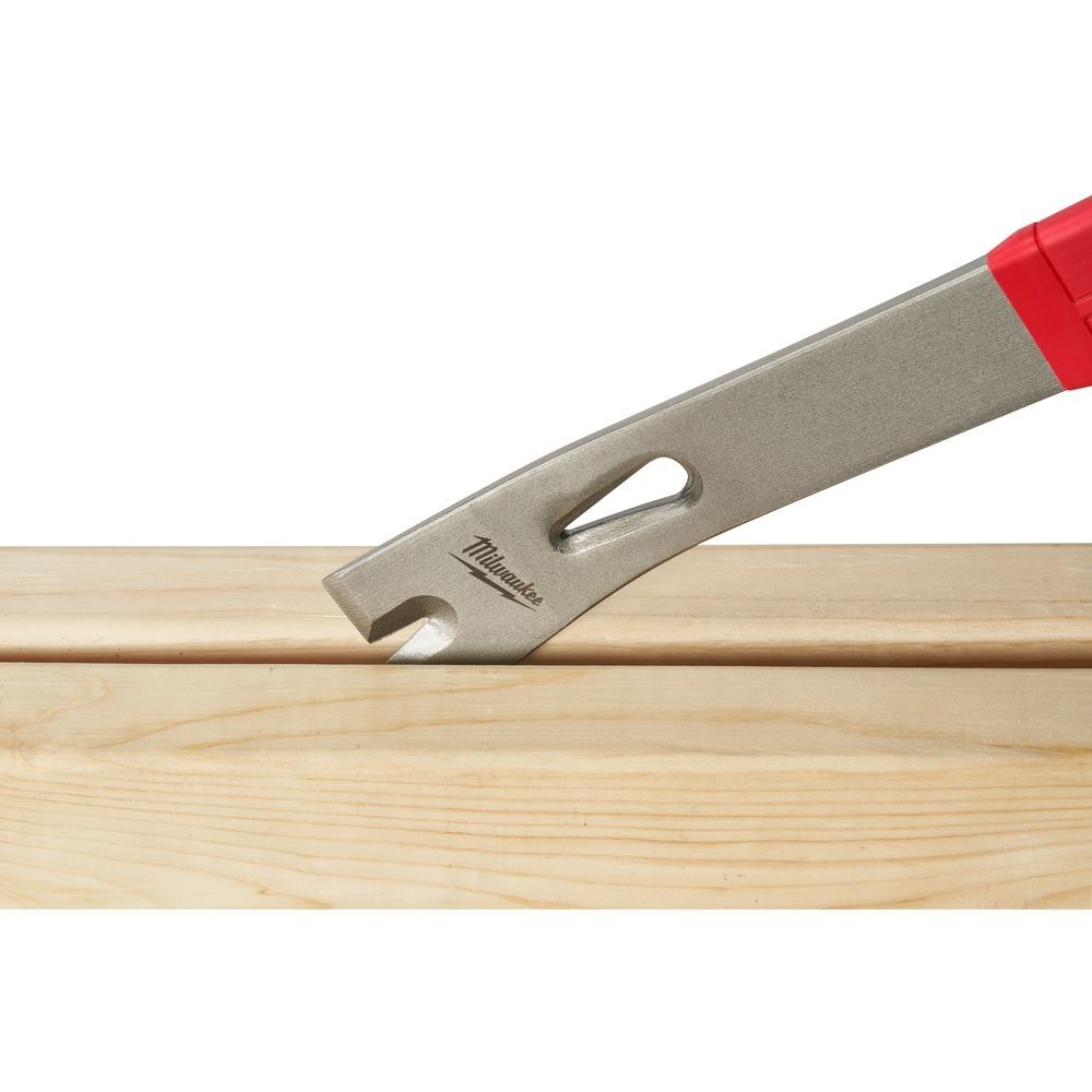 Milwaukee 21-In Pry Bar