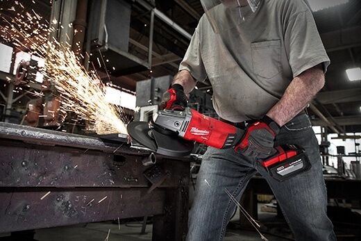 Milwaukee M18 Red Lithium High Output HD12.0 Battery With Rapid Charger, 12-Ah