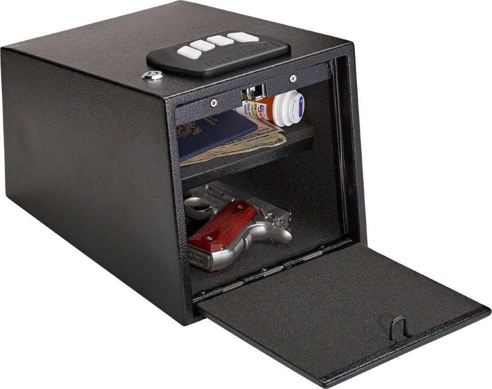SnapSafe Two-Gun Keypad Vault