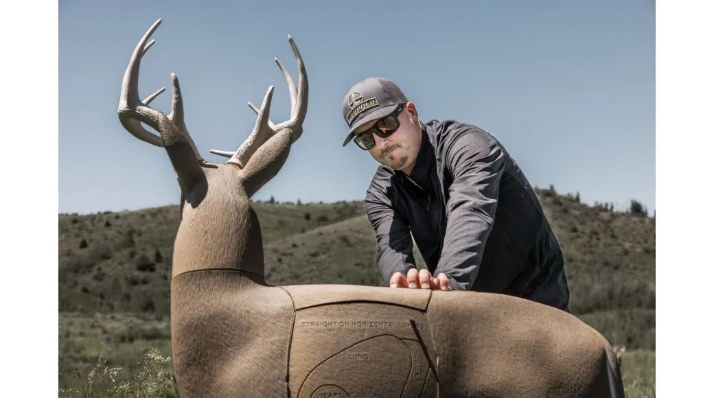Leupold Men's Reticle Trucker Hat