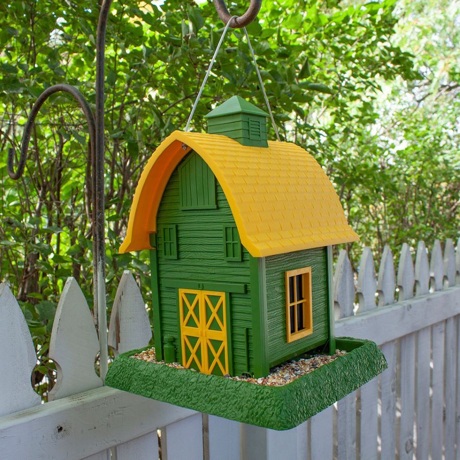 North States Village Collection Green Barn Birdfeeder