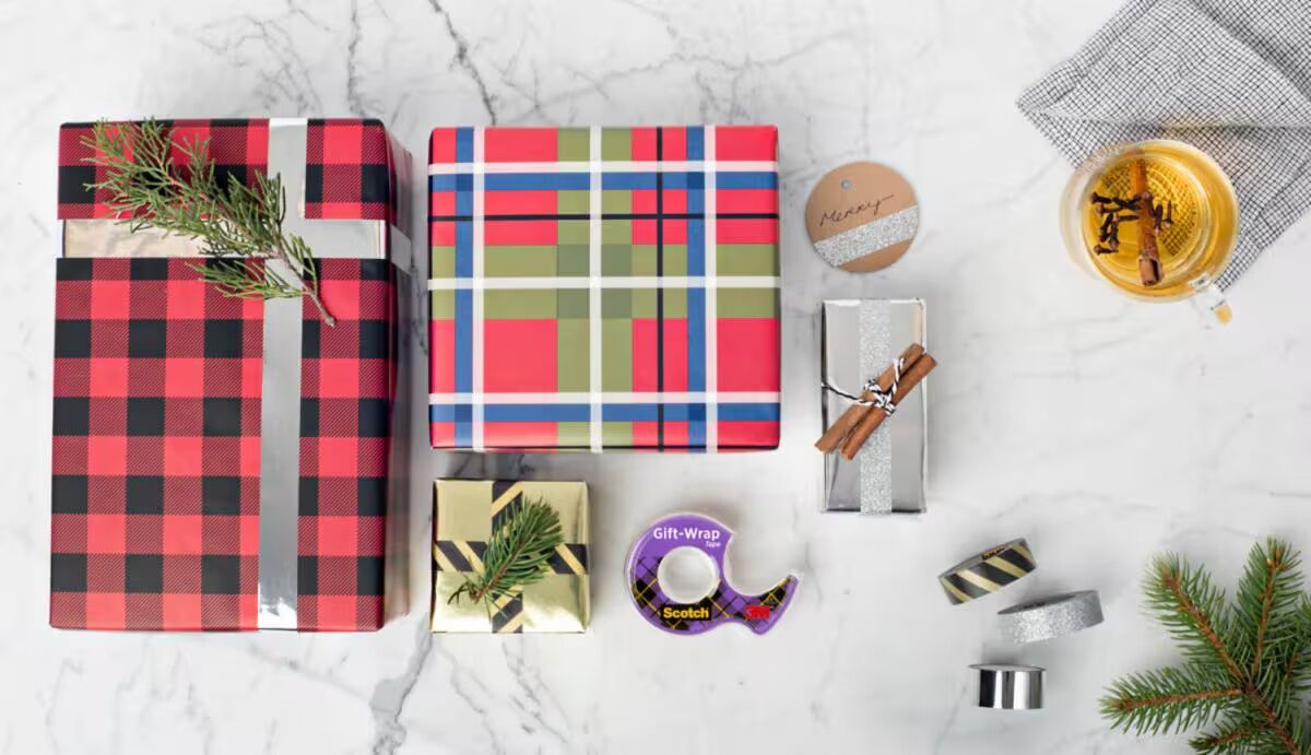 Scotch Gift-Wrap Tape Dispensered Roll, 650-In