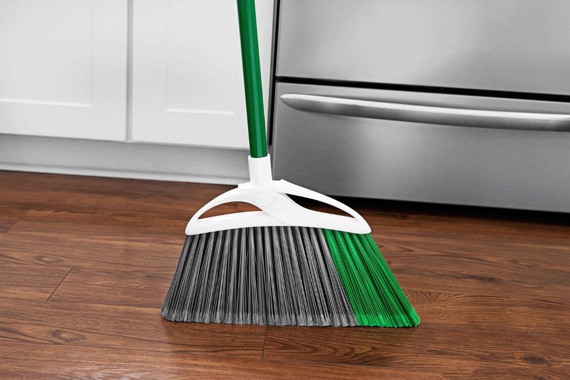 Libman XL Indoor/Outdoor Angle Broom With Dustpan