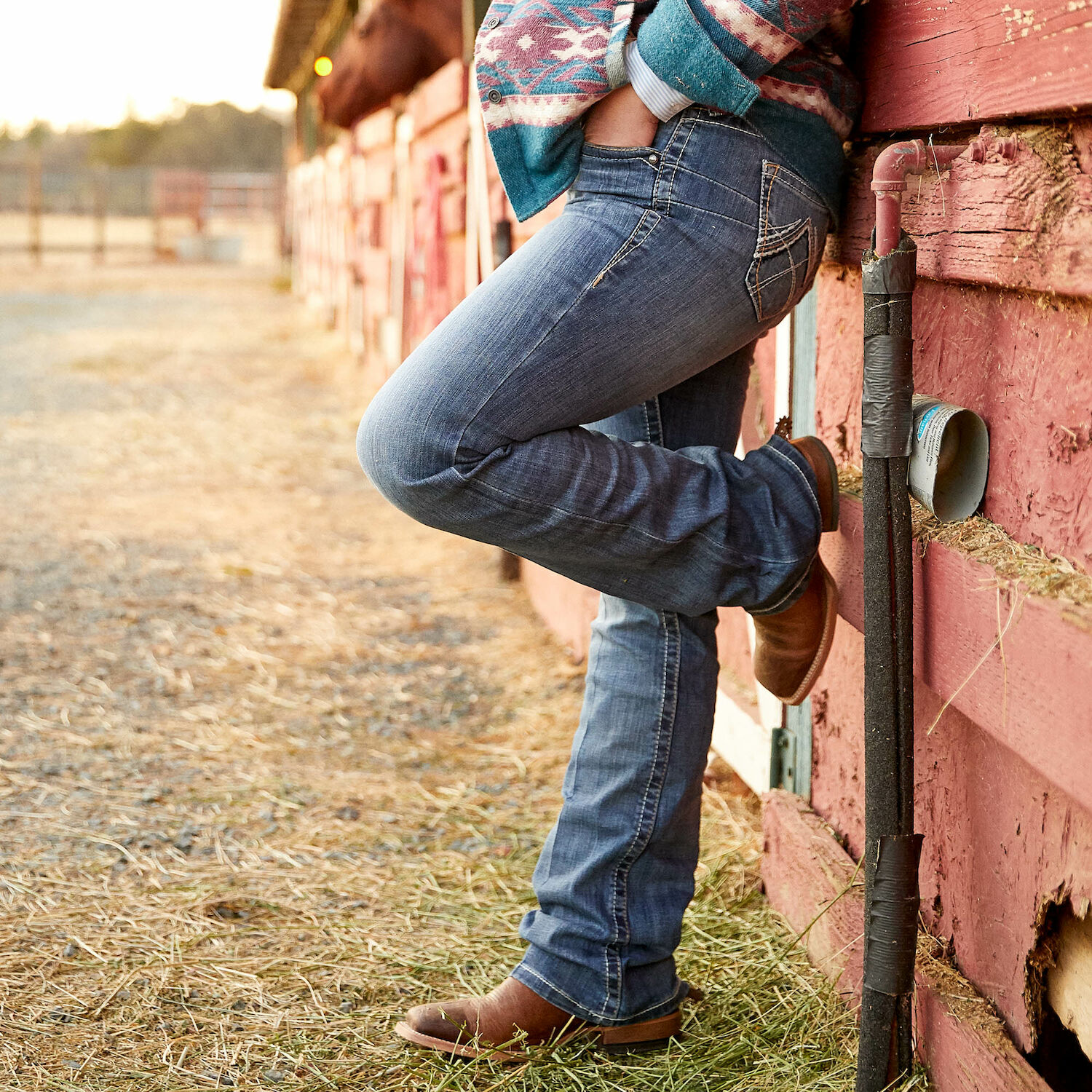 Ariat Women's Trouser Mid Rise Stretch Kelsea Wide Leg Jean in Joanna