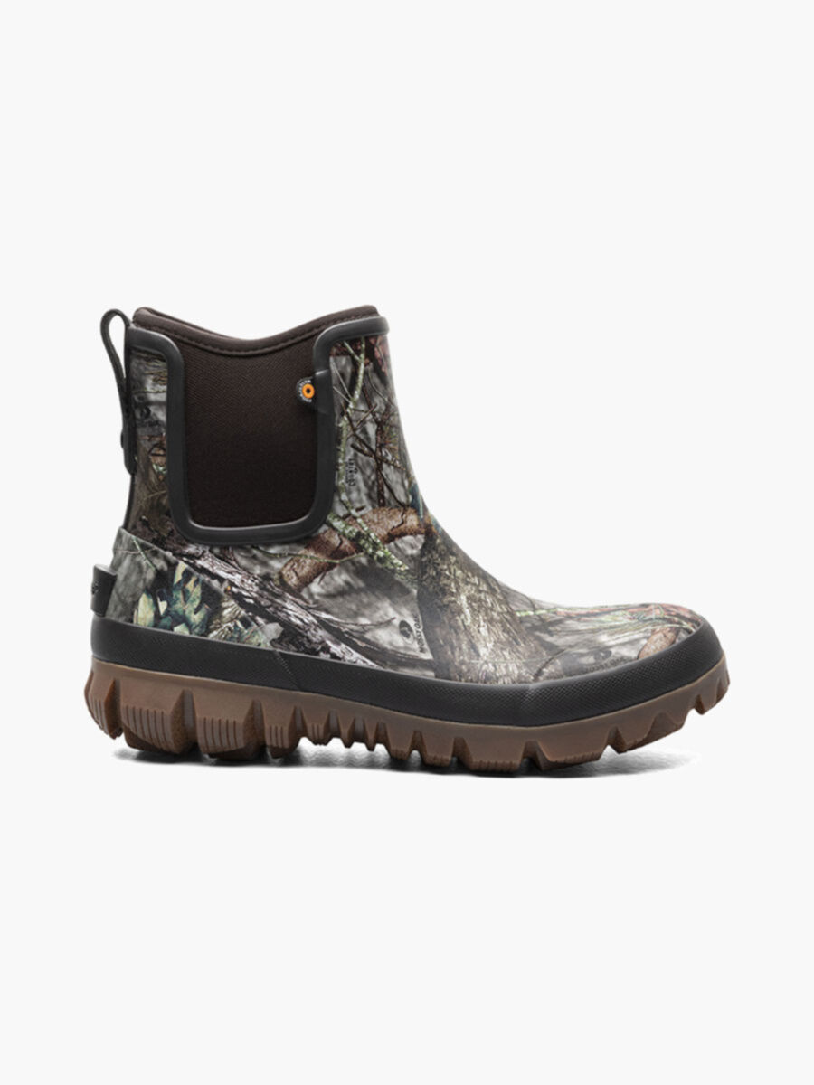 Bogs Men's Arcata Chelsea Camo Winter Boots in Mossy Oak