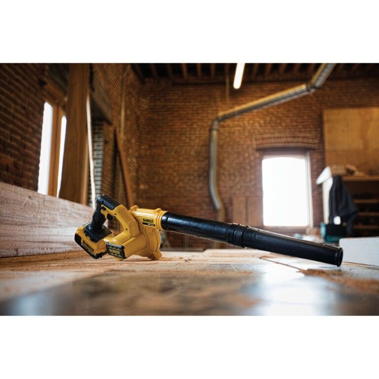 DEWALT 20V Max Compact Jobsite Blower Kit